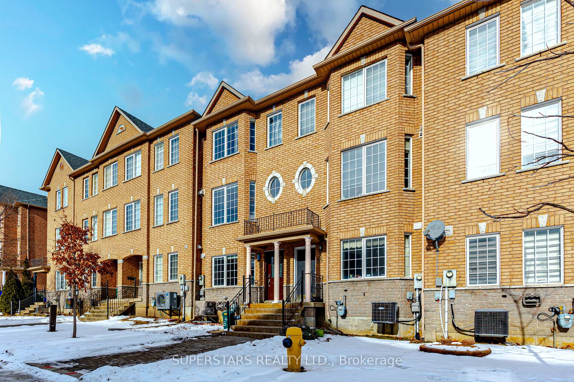Photo 2 of 57 Leitchcroft Crescent, Markham, Commerce Valley — HOMEH