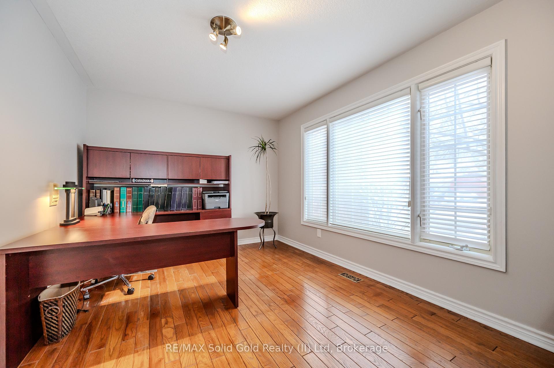 Photo 7 of 586 Guildwood Place, Waterloo — HOMEH