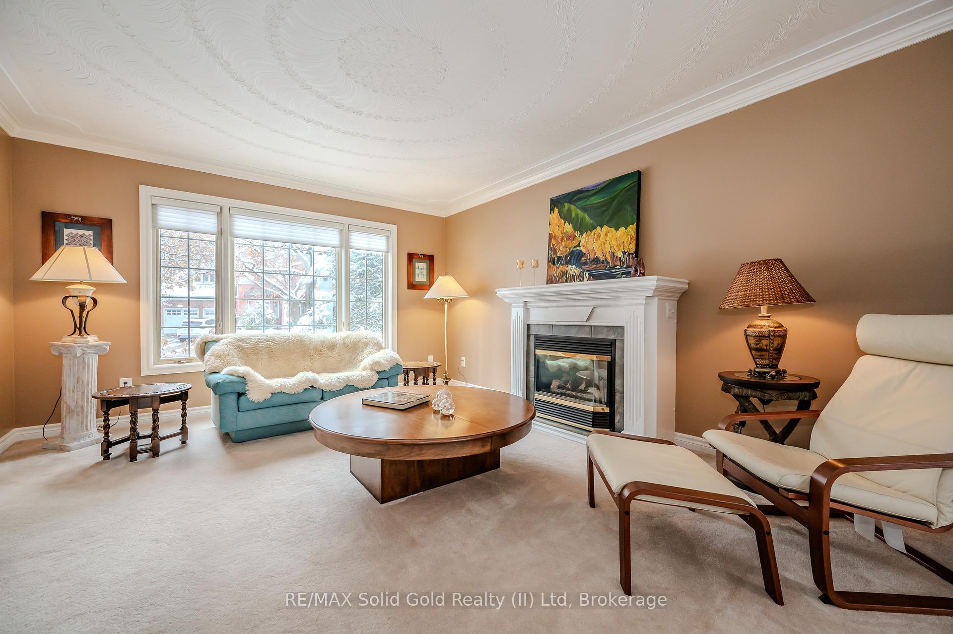 Photo 10 of 586 Guildwood Place, Waterloo — HOMEH