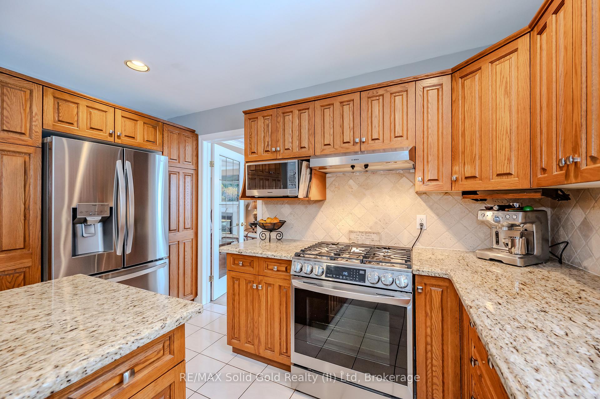 Photo 13 of 586 Guildwood Place, Waterloo — HOMEH