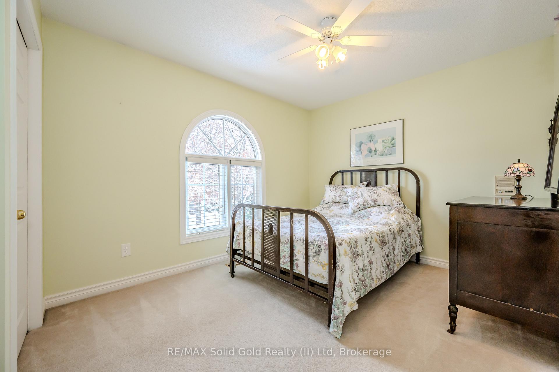 Photo 24 of 586 Guildwood Place, Waterloo — HOMEH