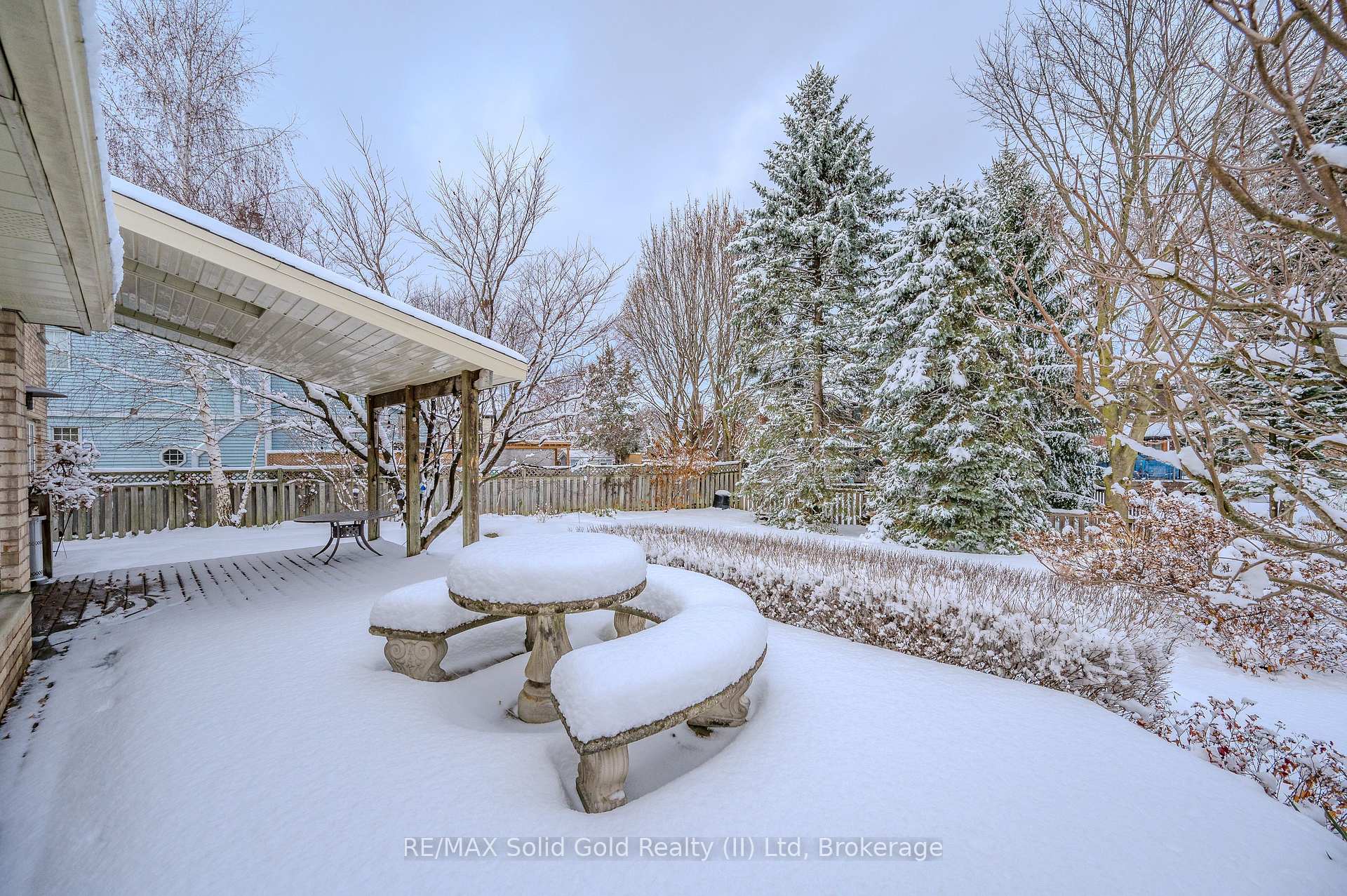 Photo 28 of 586 Guildwood Place, Waterloo — HOMEH