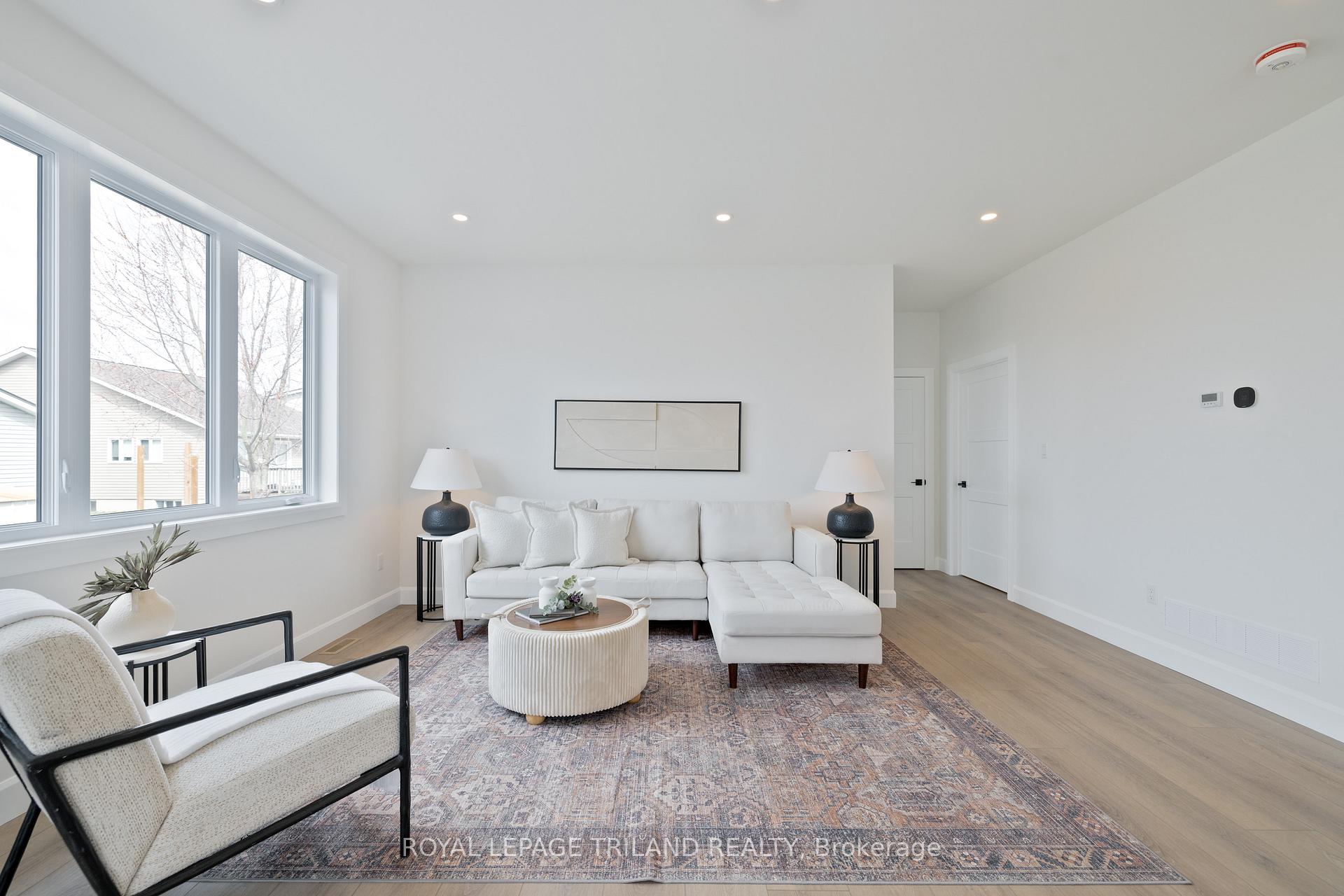 Photo 9 of 49 Rebecca Drive, Aylmer — HOMEH