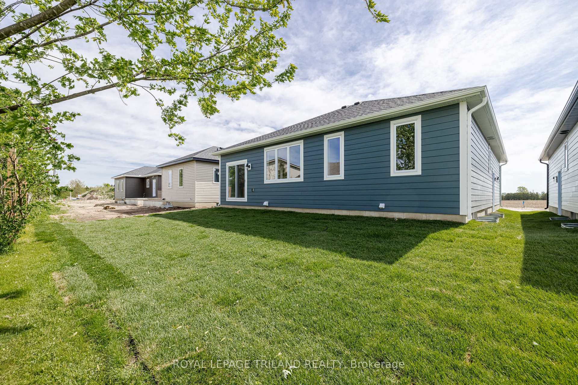Photo 25 of 49 Rebecca Drive, Aylmer — HOMEH
