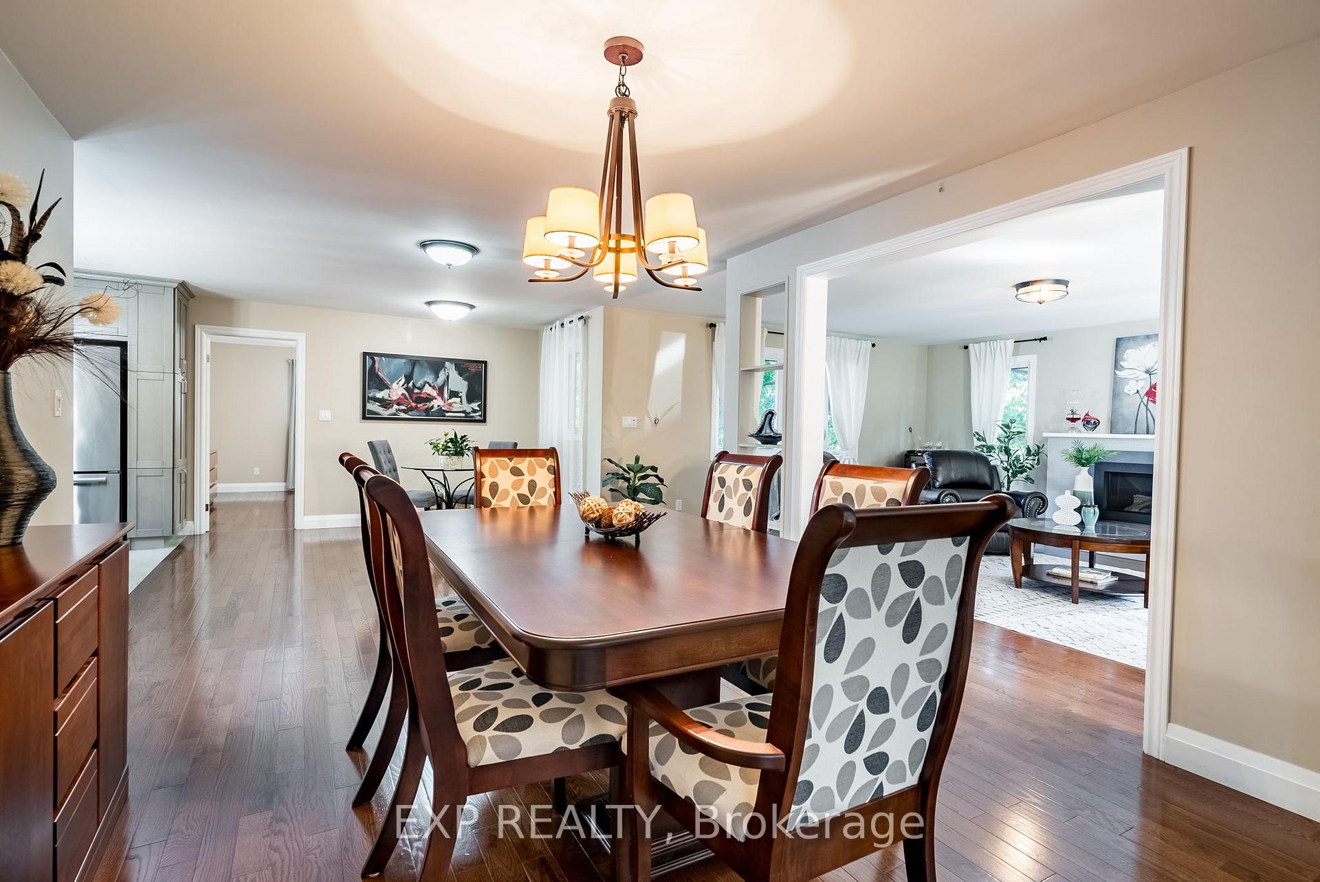 Photo 5 of 301 Kendalwood Road, Whitby, Blue Grass Meadows — HOMEH