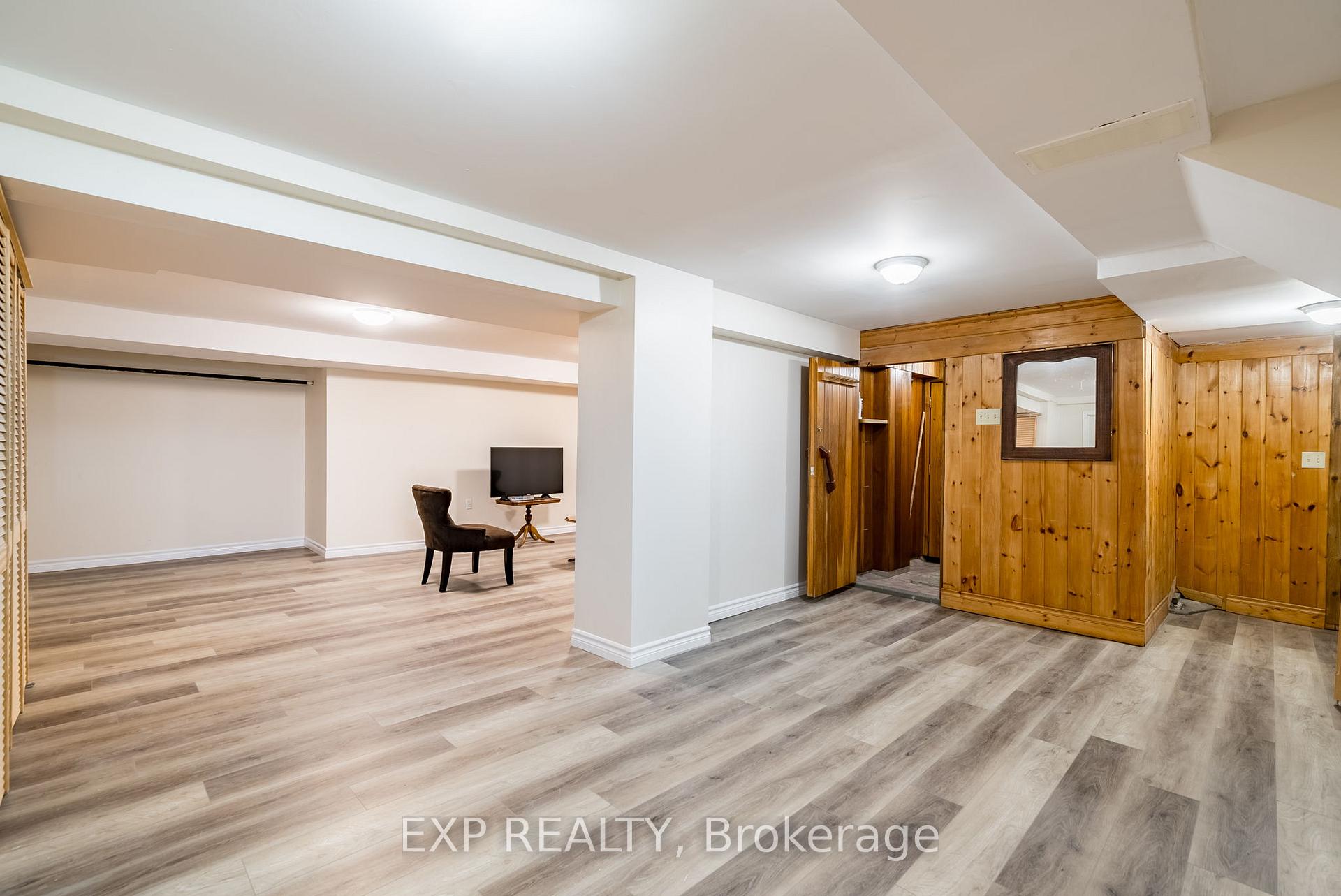 Photo 26 of 301 Kendalwood Road, Whitby, Blue Grass Meadows — HOMEH