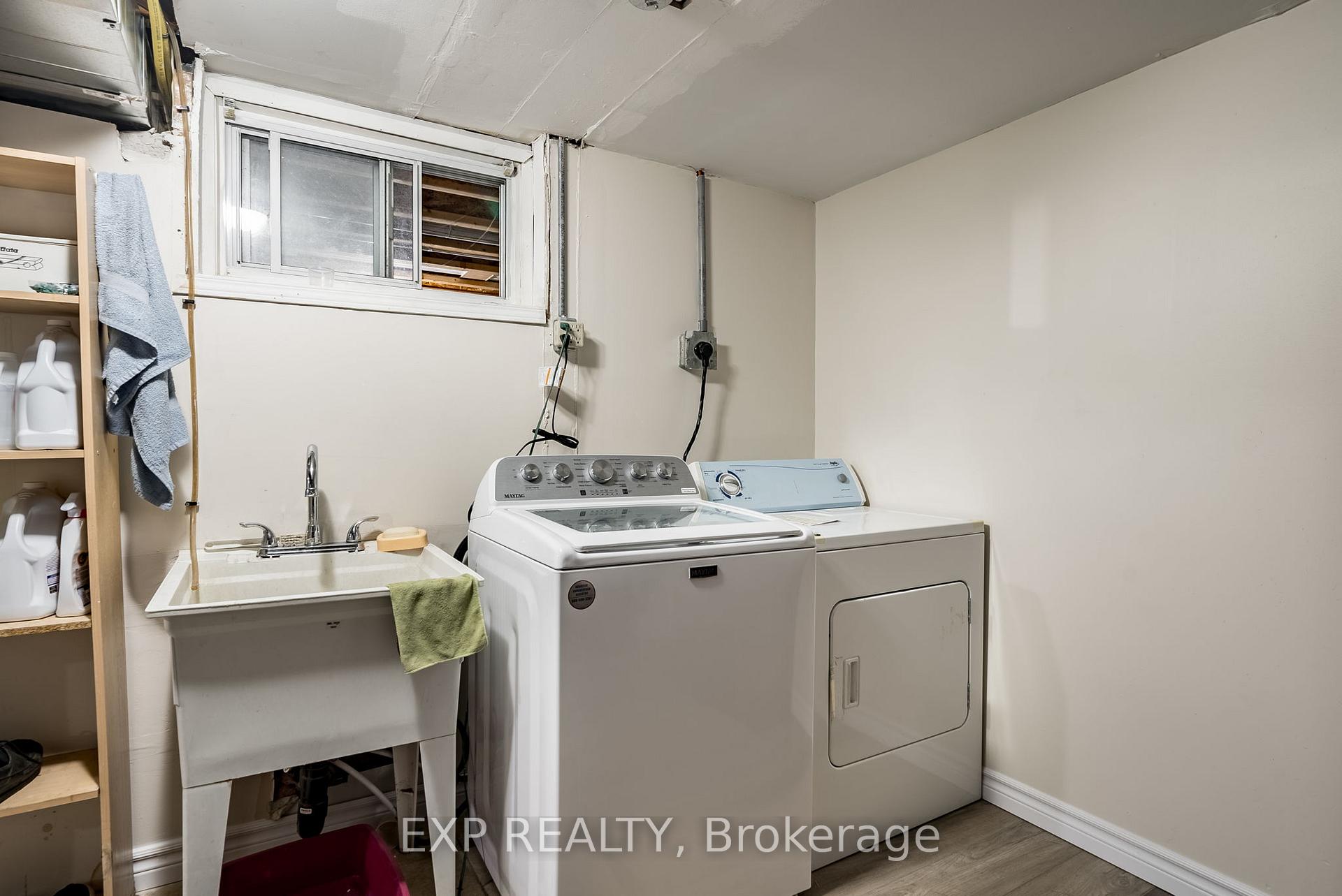 Photo 31 of 301 Kendalwood Road, Whitby, Blue Grass Meadows — HOMEH