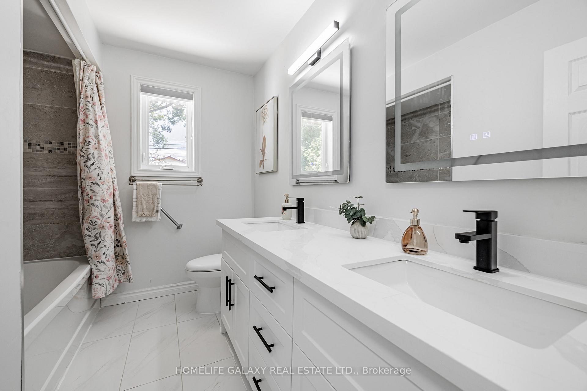 Photo 19 of 133 Lupin Drive, Whitby, Downtown Whitby — HOMEH