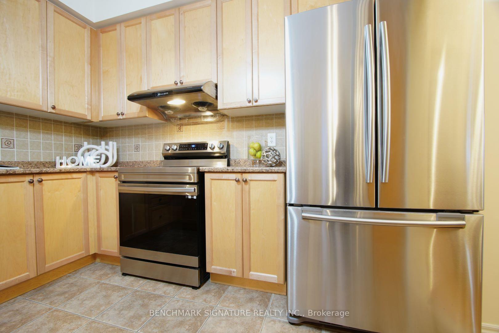 Photo 16 of 15 Pyneside Street, Markham, Cornell — HOMEH