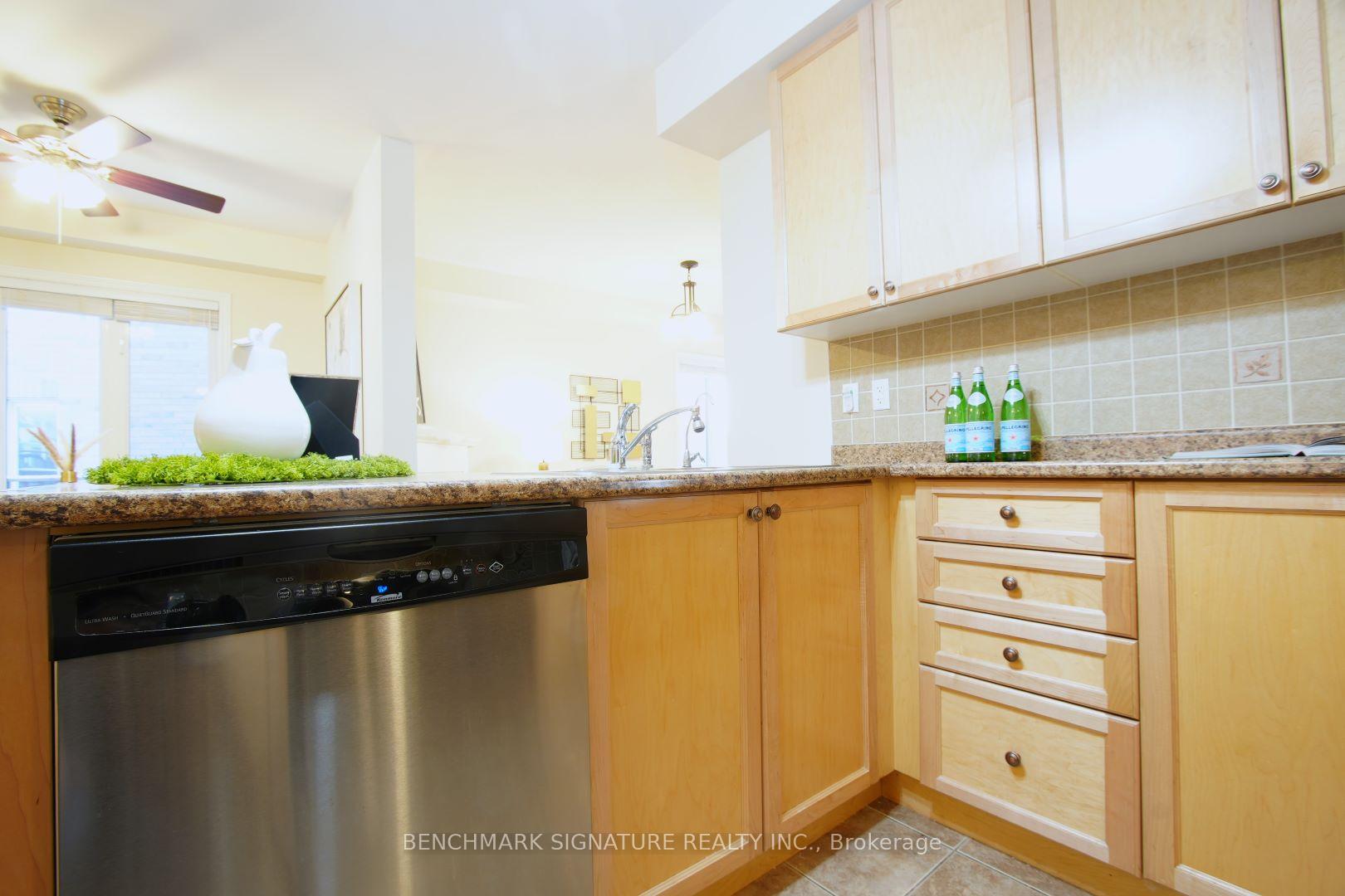 Photo 17 of 15 Pyneside Street, Markham, Cornell — HOMEH