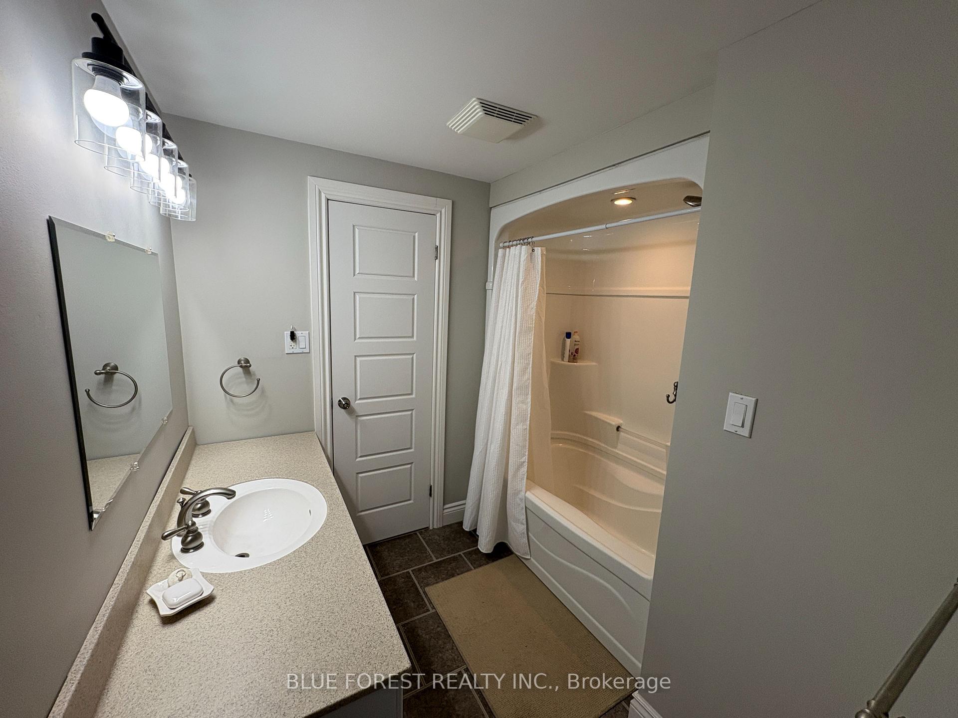 Photo 8 of 231 Wellington Street, West Perth, Mitchell — HOMEH