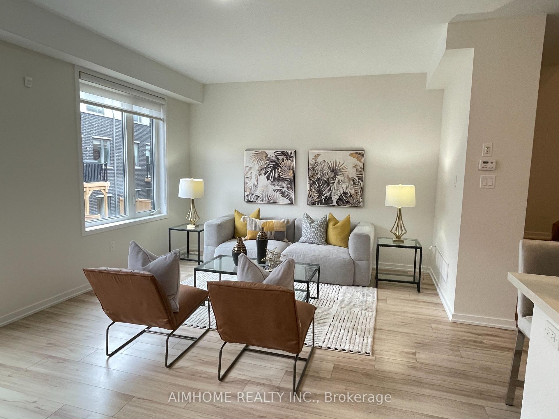 Photo 4 of 21 Aberfoyle Street, Vaughan, Patterson — HOMEH