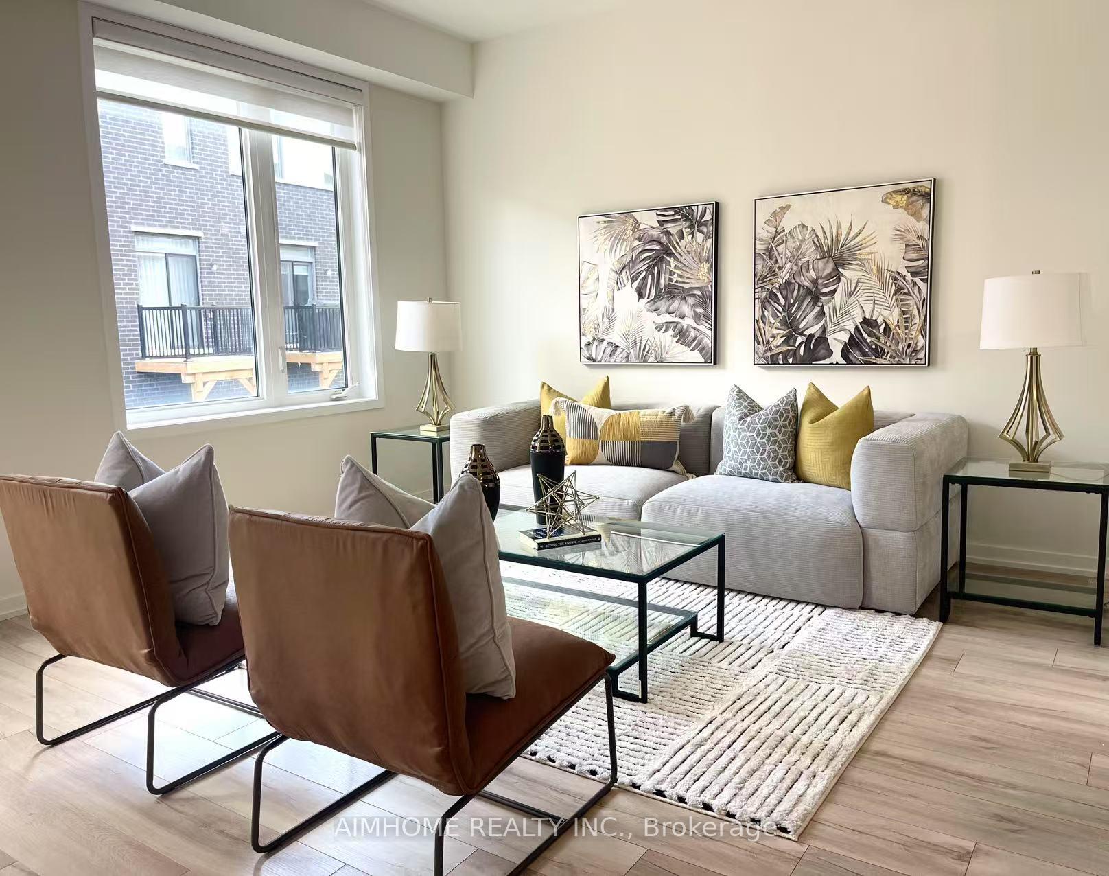 Photo 12 of 21 Aberfoyle Street, Vaughan, Patterson — HOMEH