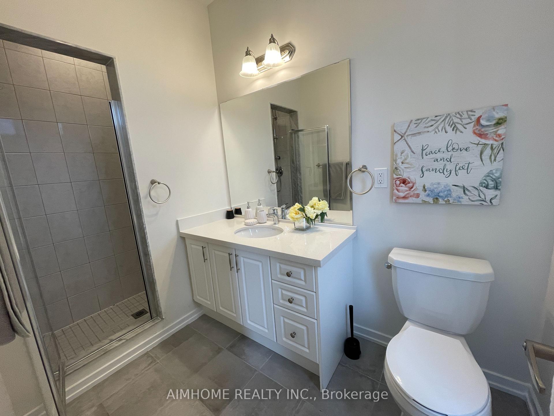 Photo 13 of 21 Aberfoyle Street, Vaughan, Patterson — HOMEH