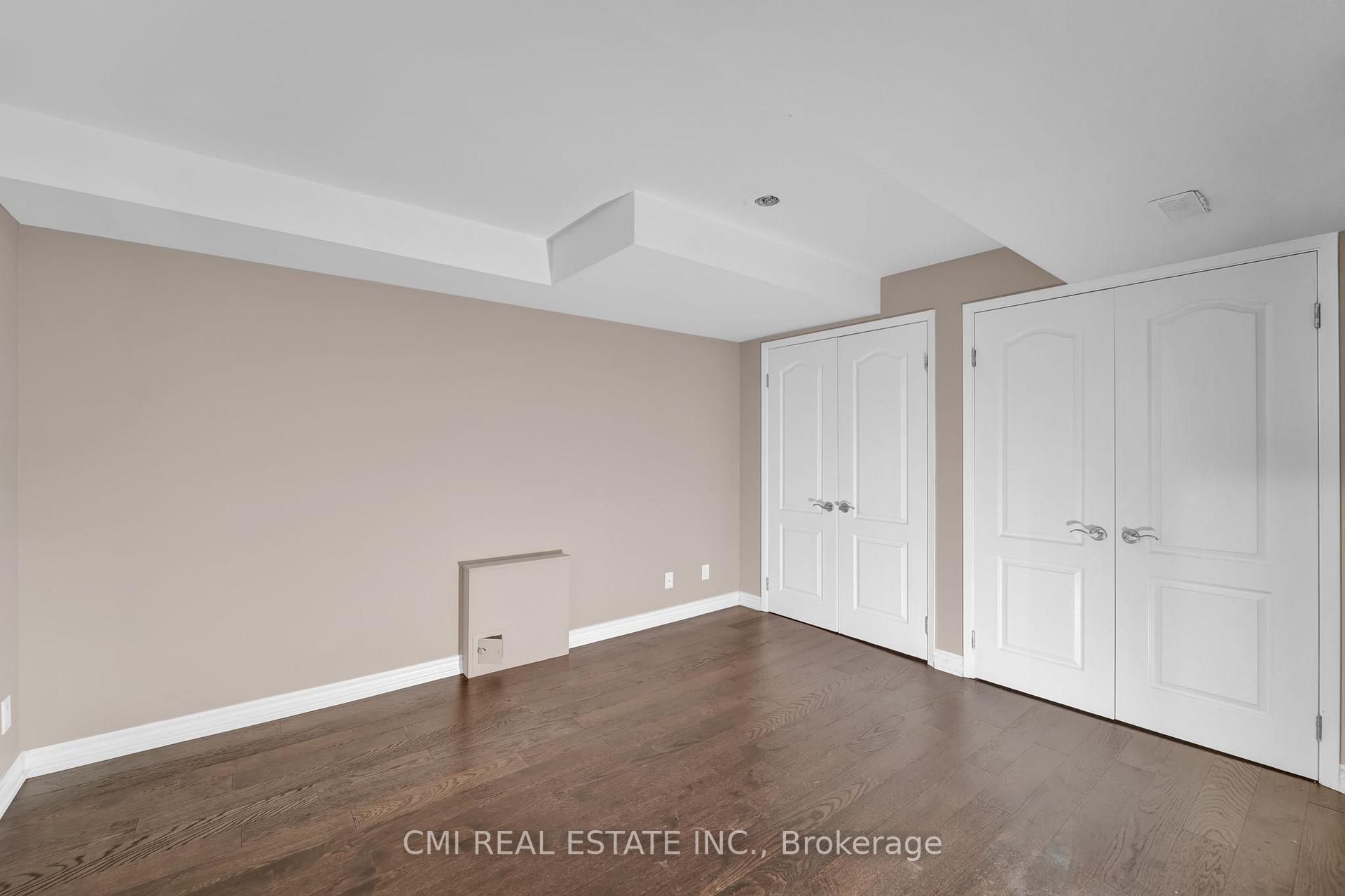 Photo 22 of 122 Beverley Glen Boulevard, Vaughan, Beverley Glen — HOMEH