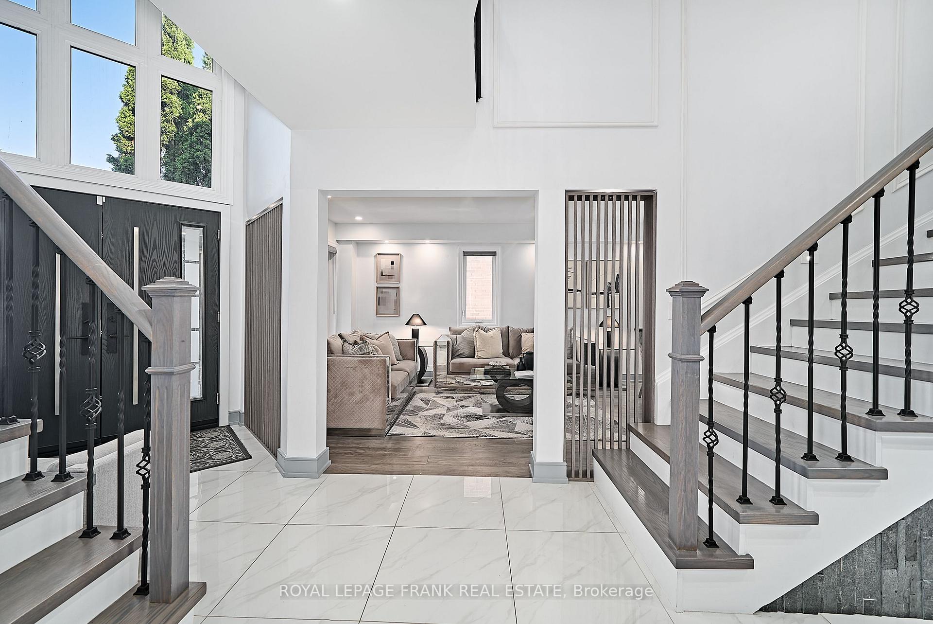 Photo 5 of 3082 Country Lane, Whitby, Williamsburg — HOMEH