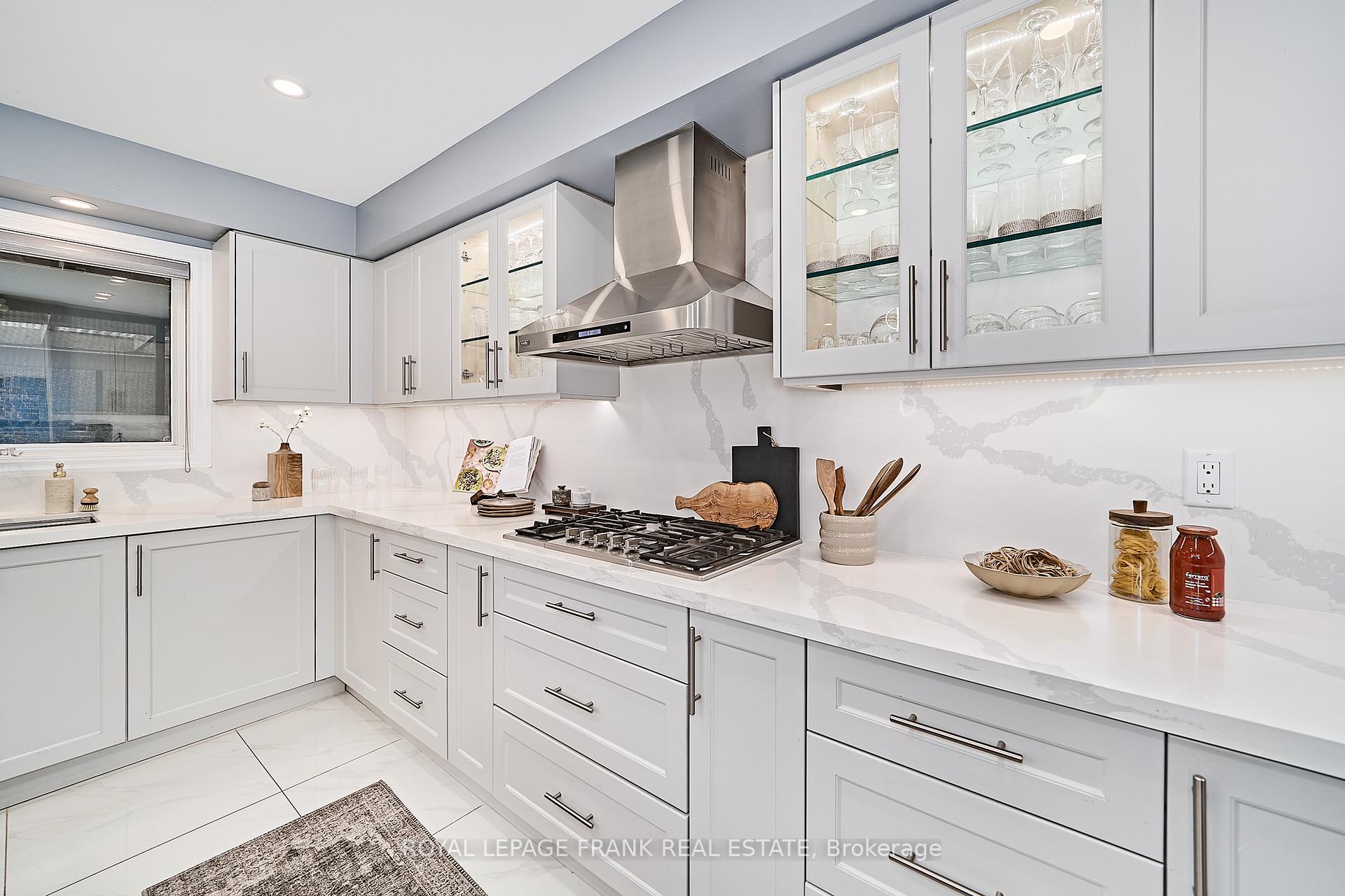 Photo 20 of 3082 Country Lane, Whitby, Williamsburg — HOMEH