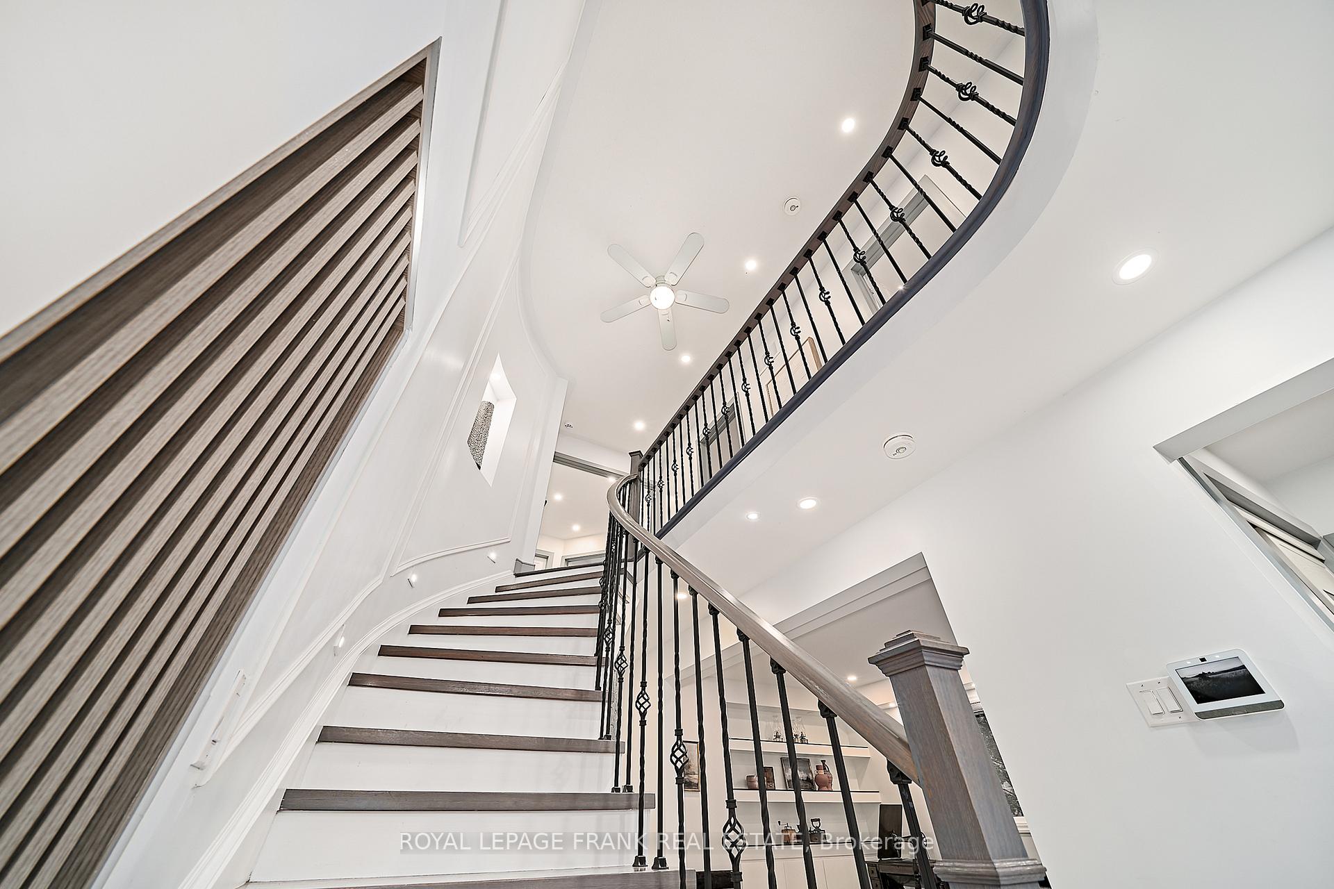 Photo 27 of 3082 Country Lane, Whitby, Williamsburg — HOMEH