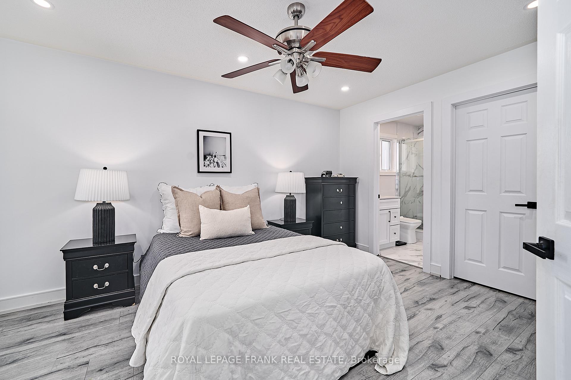 Photo 39 of 3082 Country Lane, Whitby, Williamsburg — HOMEH