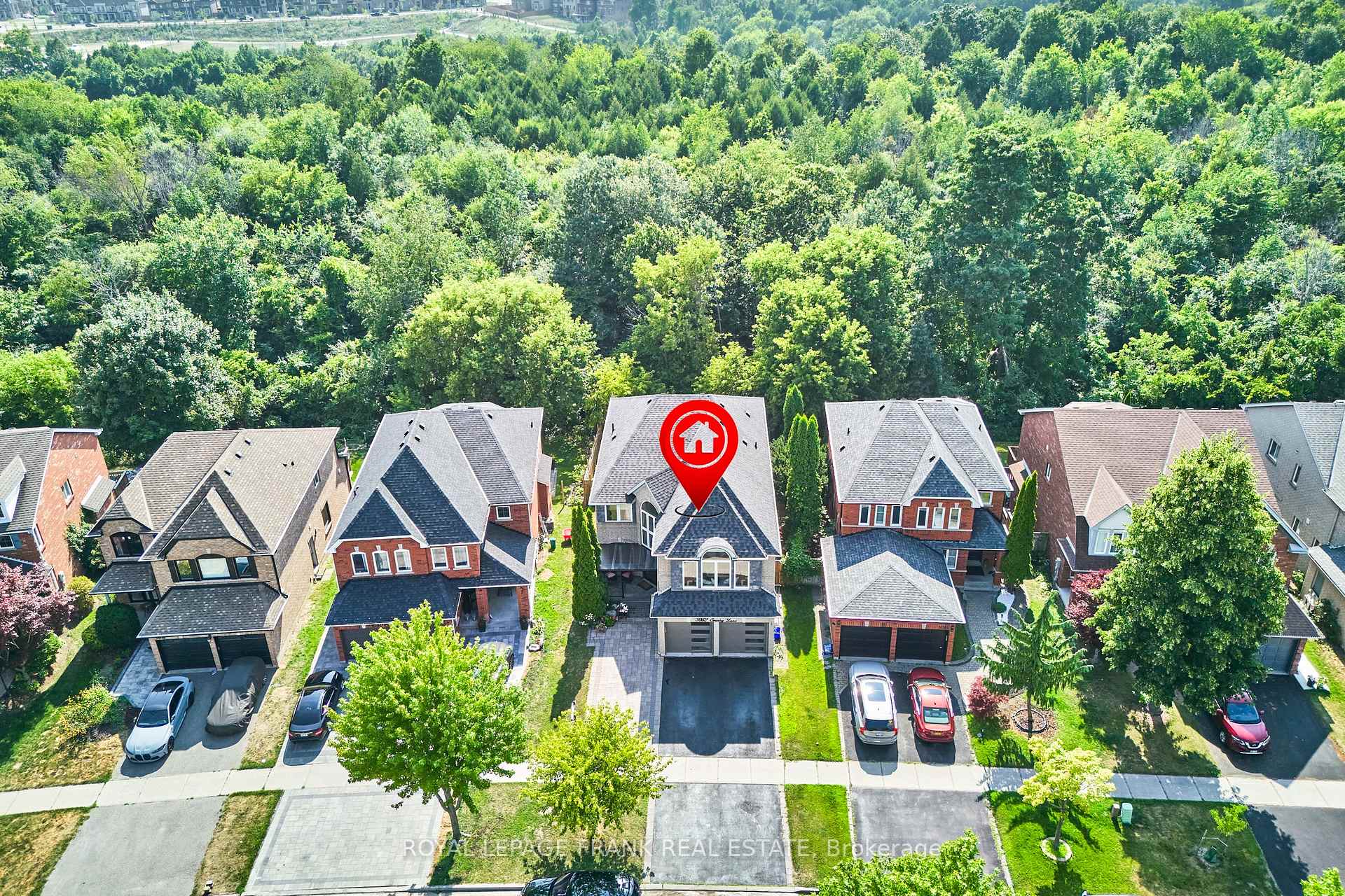 Photo 49 of 3082 Country Lane, Whitby, Williamsburg — HOMEH