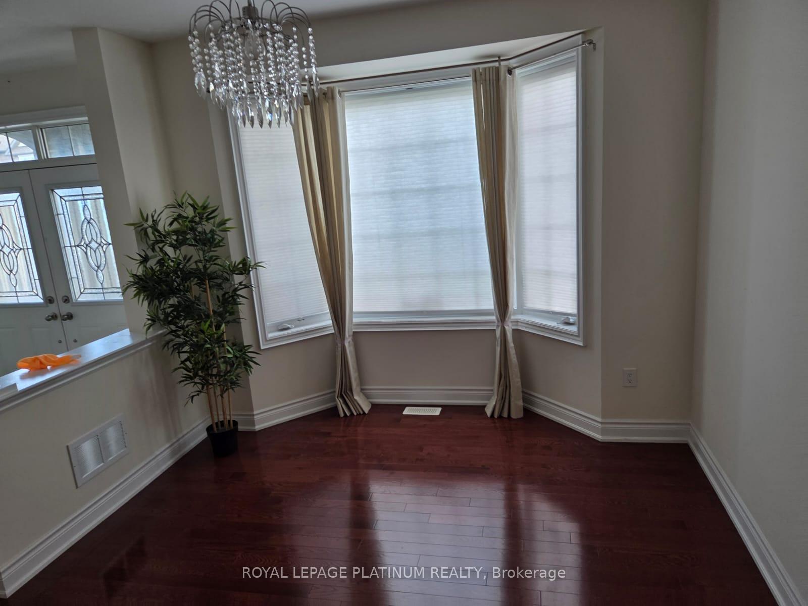 Photo 11 of 2 Pelee Avenue, Vaughan, Kleinburg — HOMEH