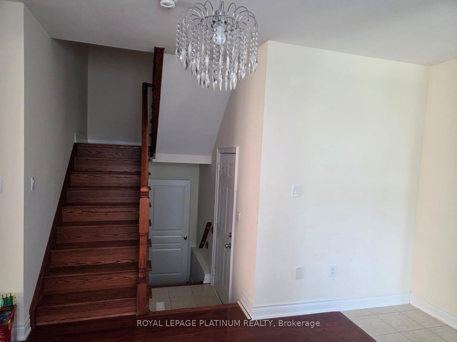 Photo 12 of 2 Pelee Avenue, Vaughan, Kleinburg — HOMEH