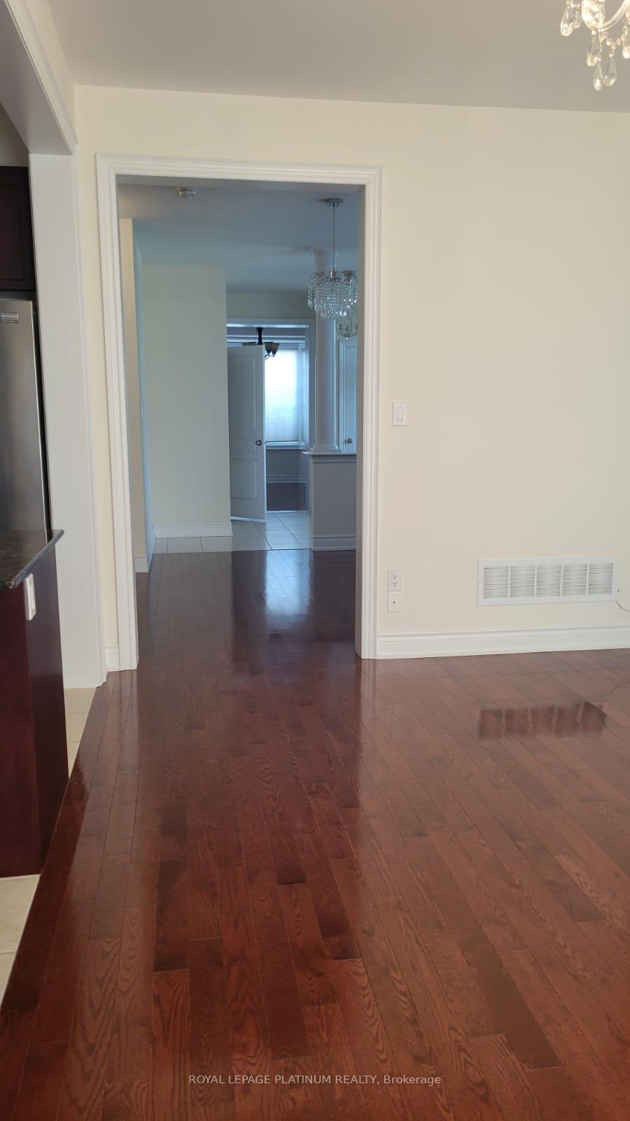 Photo 33 of 2 Pelee Avenue, Vaughan, Kleinburg — HOMEH