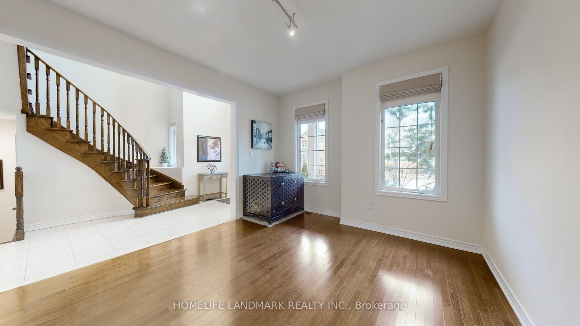 Photo 5 of 85 Kenilworth Gate, Markham, Cornell — HOMEH
