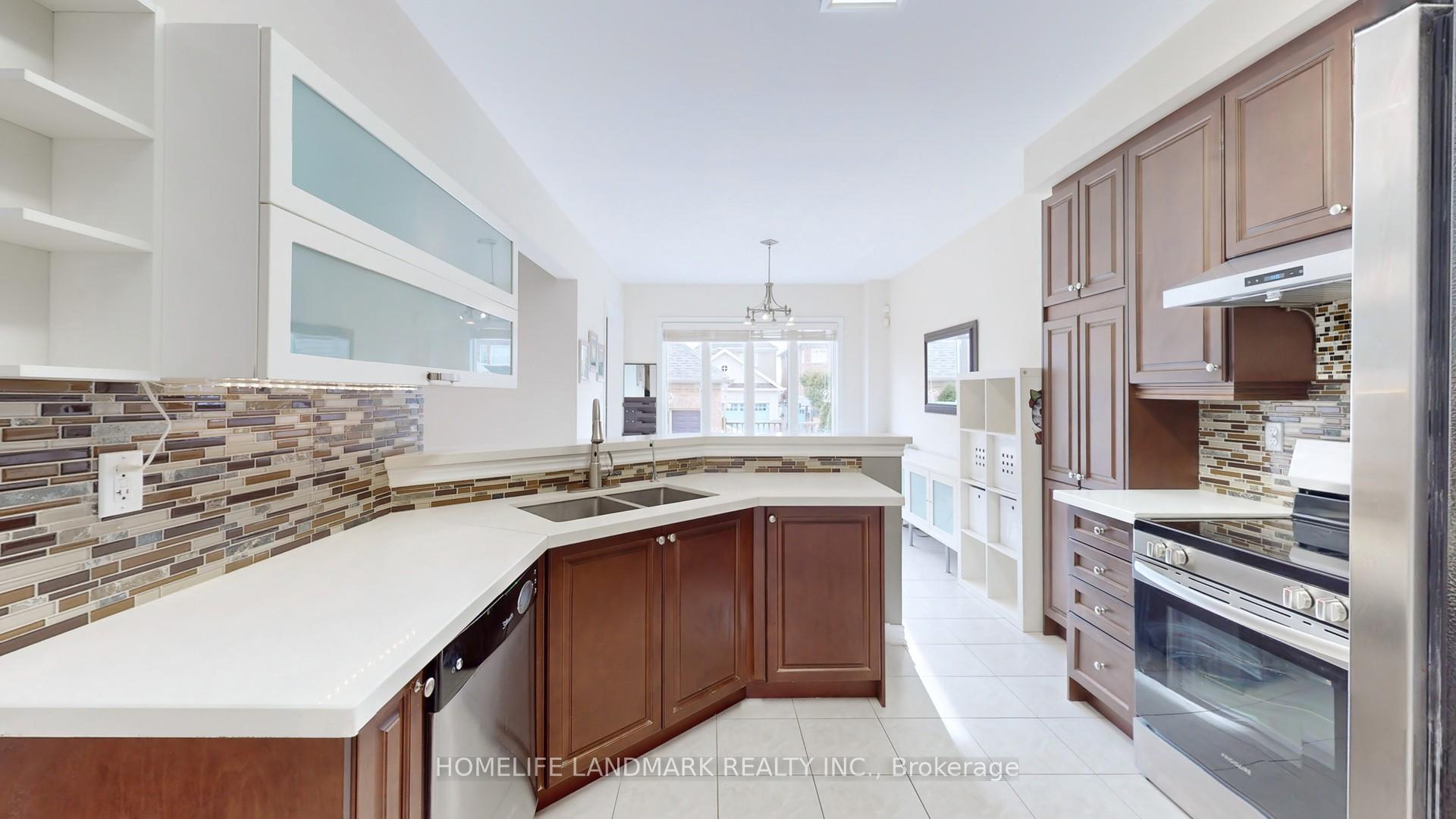 Photo 13 of 85 Kenilworth Gate, Markham, Cornell — HOMEH