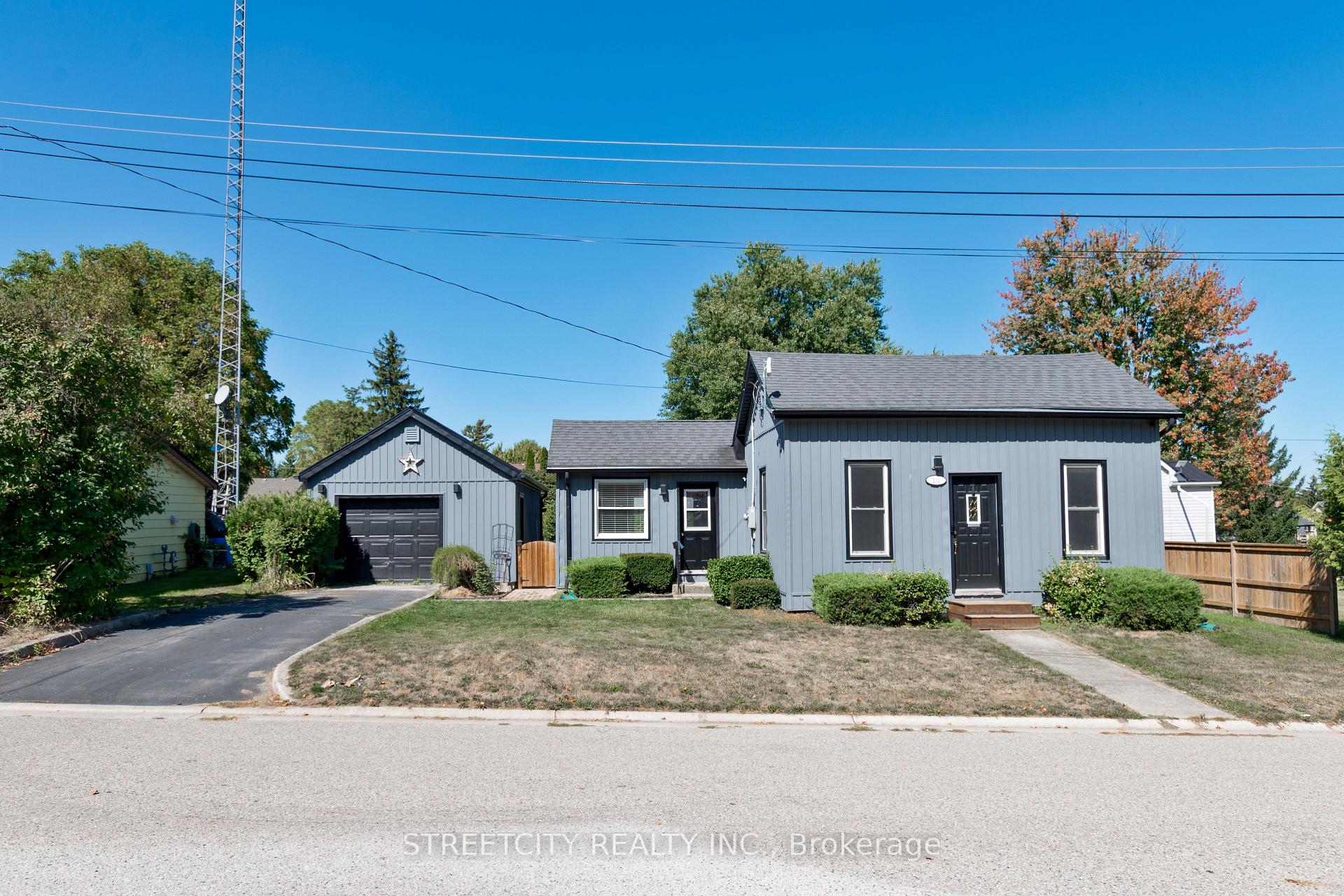 Photo 2 of 134 John Street, Zorra, Embro — HOMEH