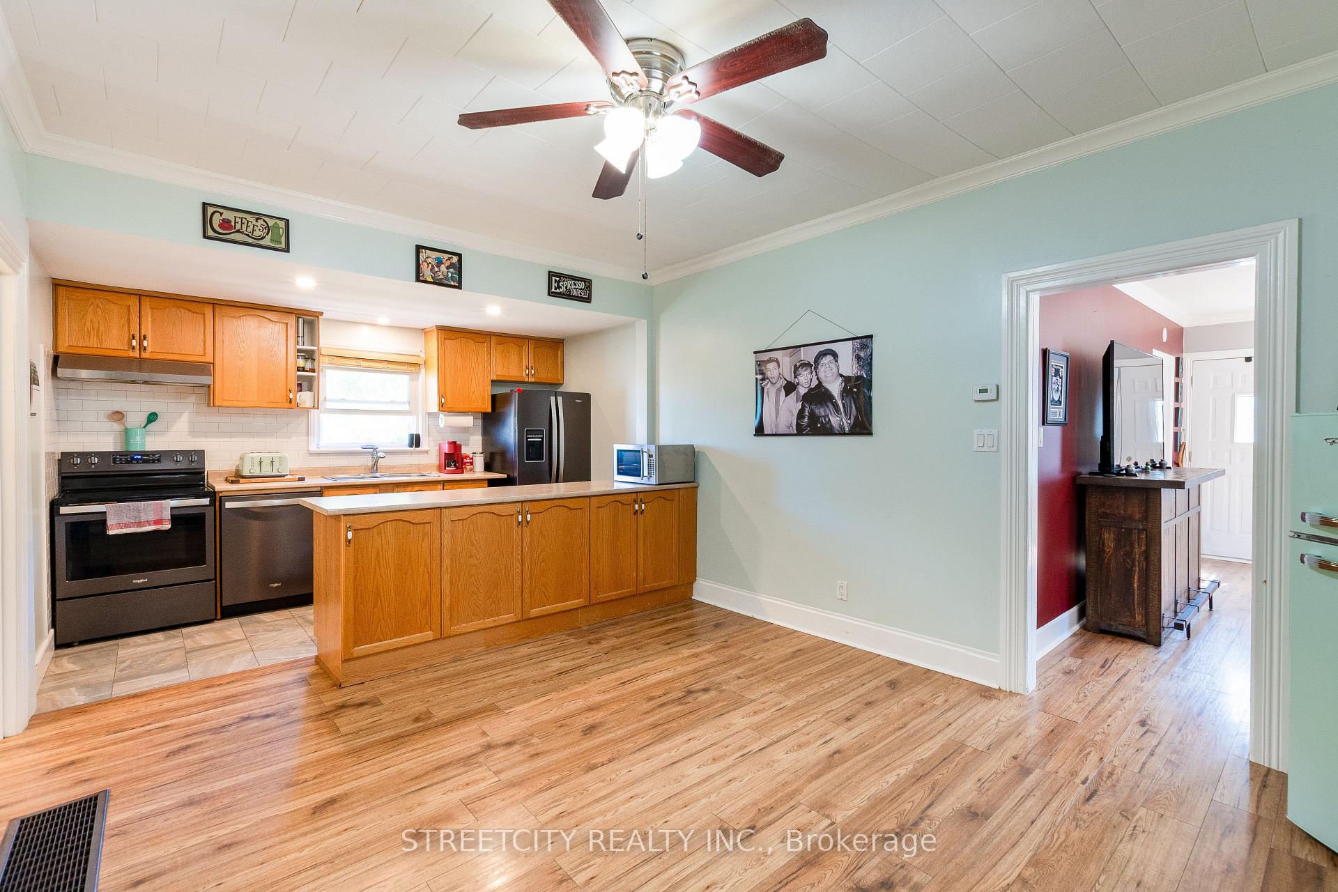 Photo 11 of 134 John Street, Zorra, Embro — HOMEH