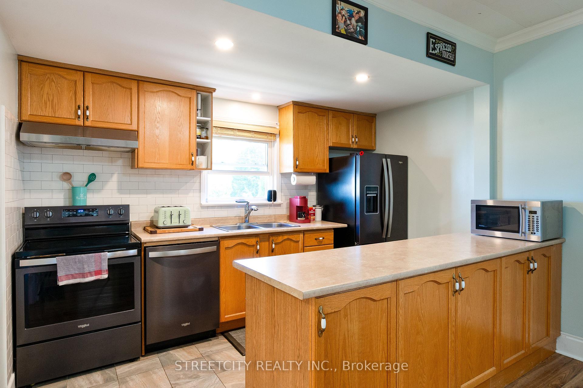 Photo 14 of 134 John Street, Zorra, Embro — HOMEH