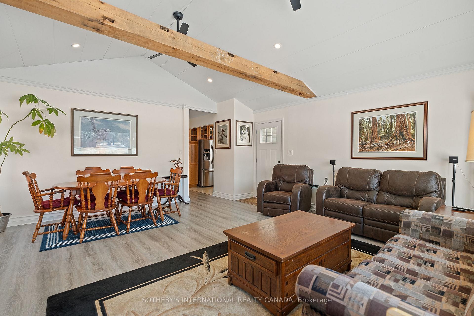 Photo 6 of 104 Golden Boulevard, Welland, Lincoln/Crowland — HOMEH