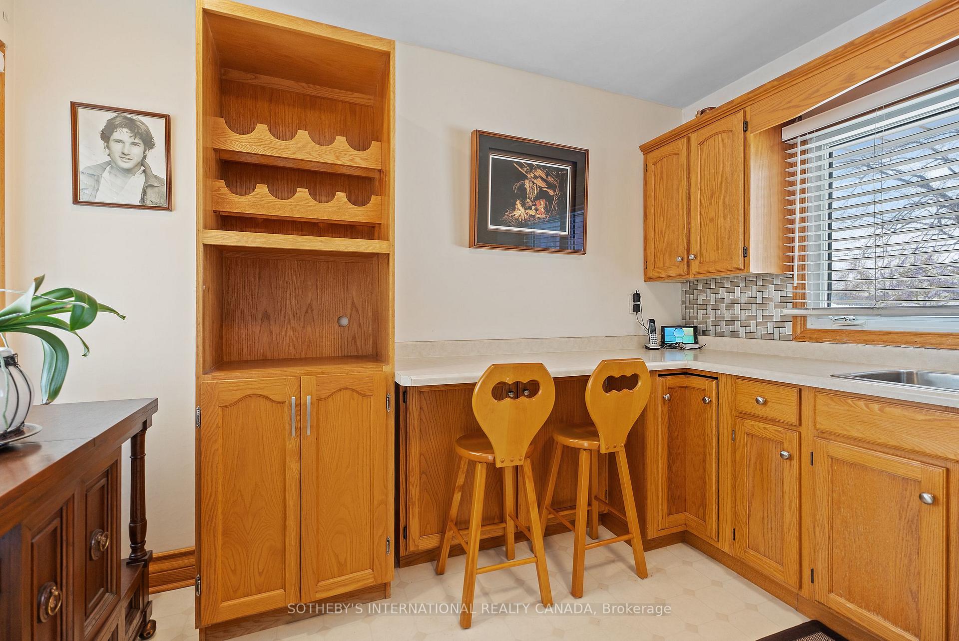 Photo 12 of 104 Golden Boulevard, Welland, Lincoln/Crowland — HOMEH