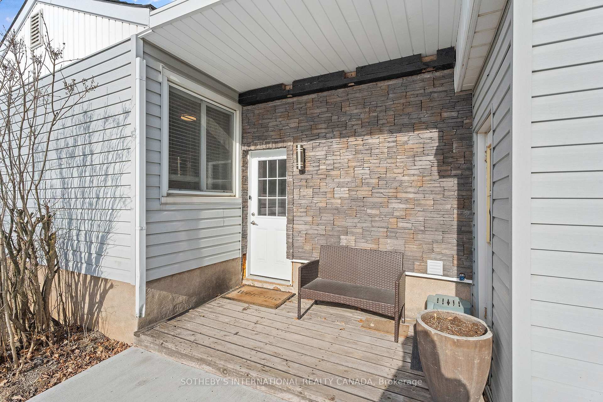 Photo 28 of 104 Golden Boulevard, Welland, Lincoln/Crowland — HOMEH