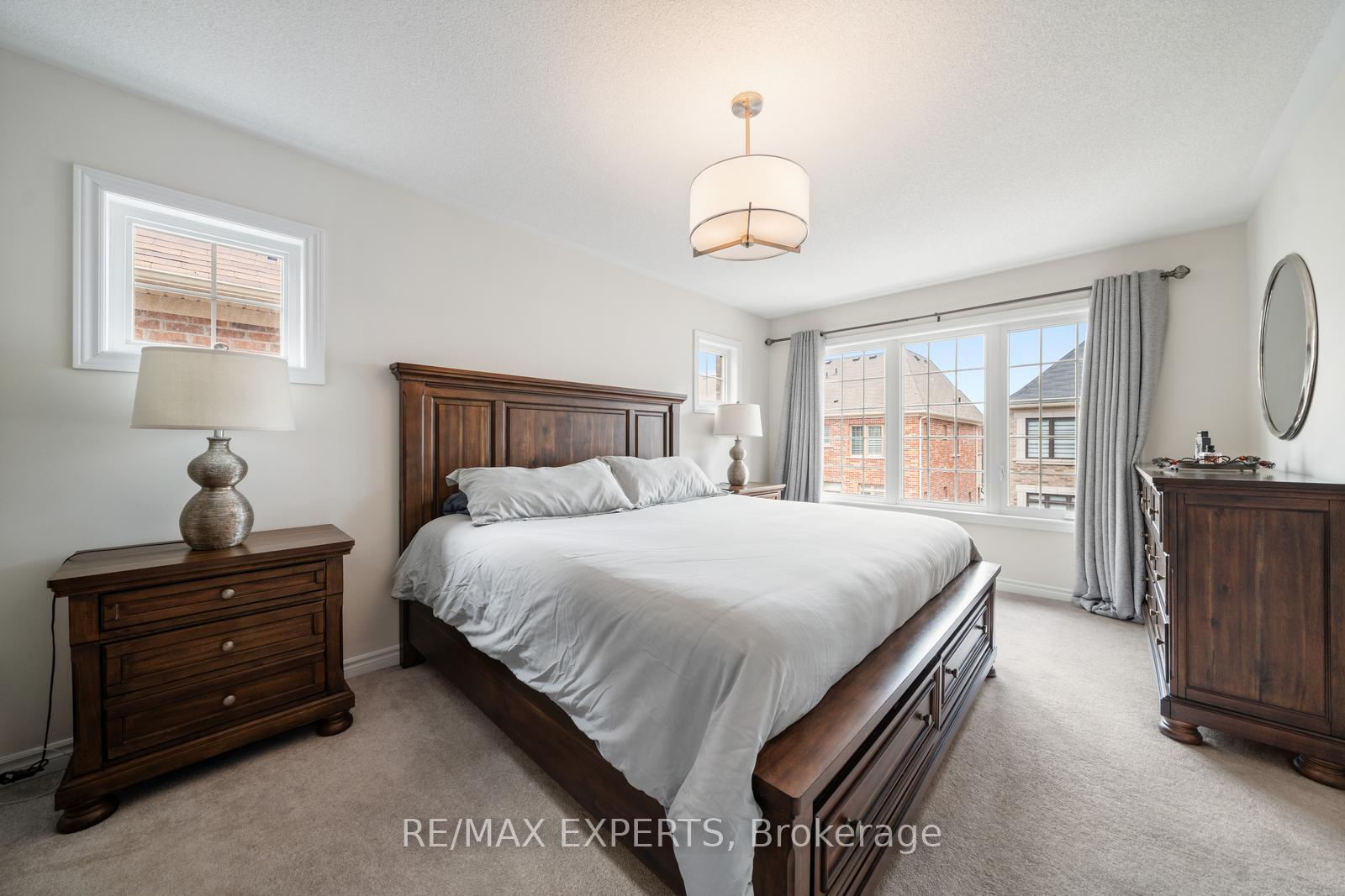 Photo 18 of 78 Farooq Boulevard, Vaughan, Vellore Village — HOMEH