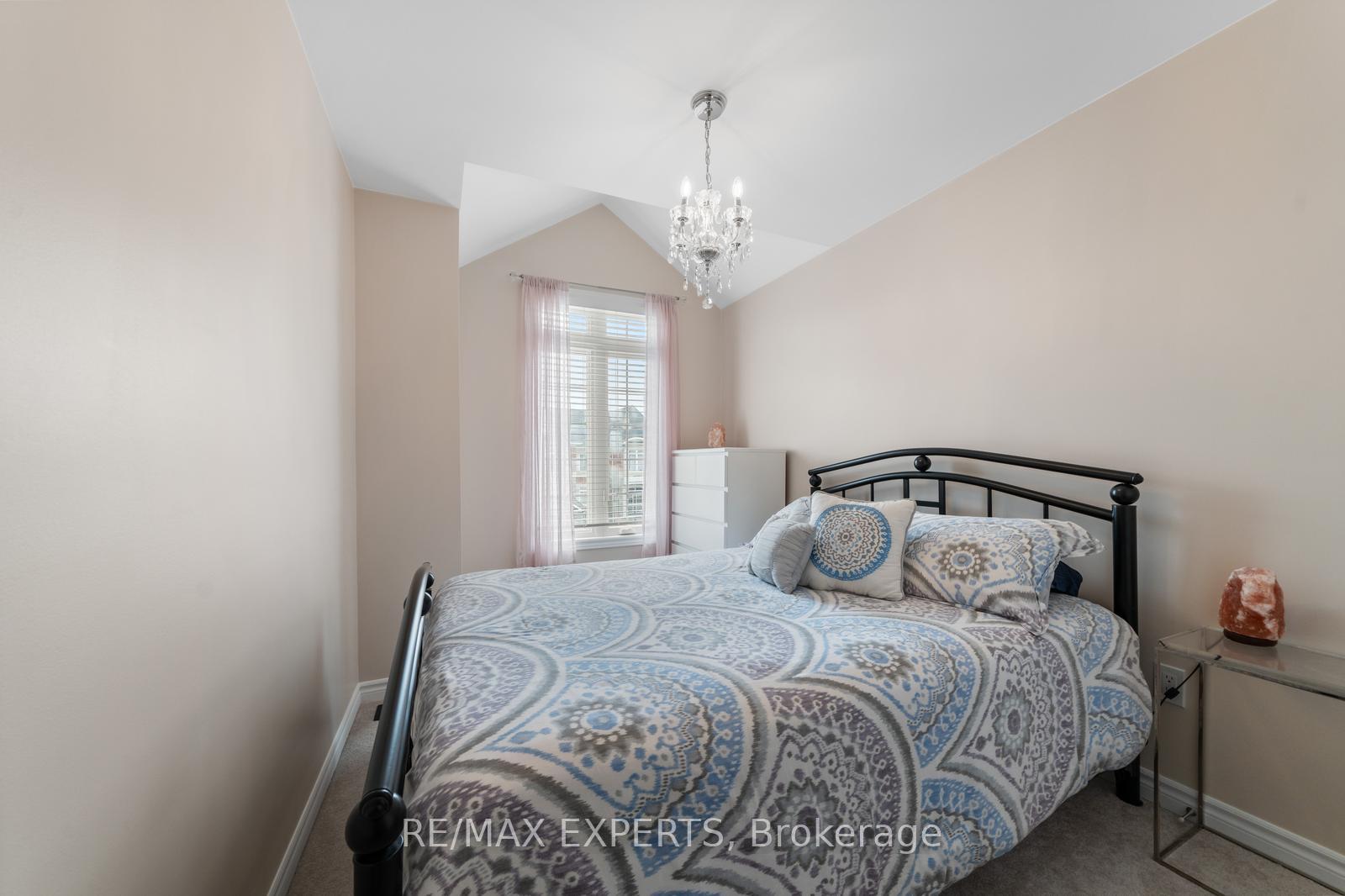 Photo 23 of 78 Farooq Boulevard, Vaughan, Vellore Village — HOMEH
