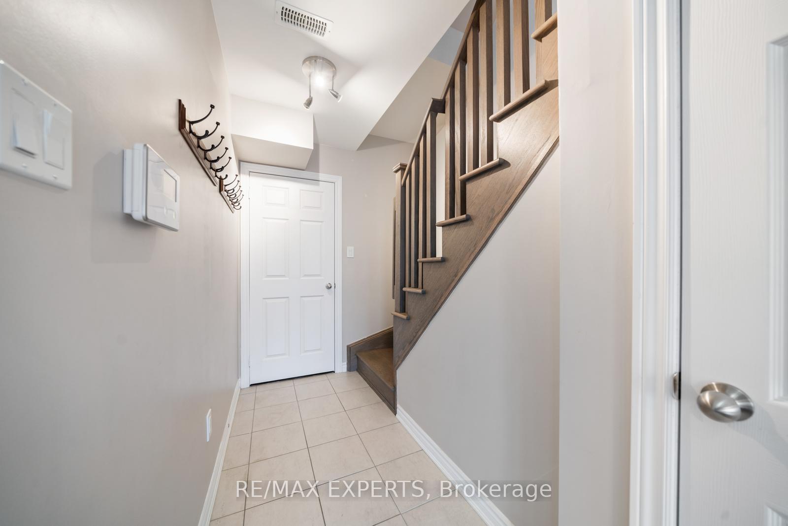Photo 25 of 78 Farooq Boulevard, Vaughan, Vellore Village — HOMEH