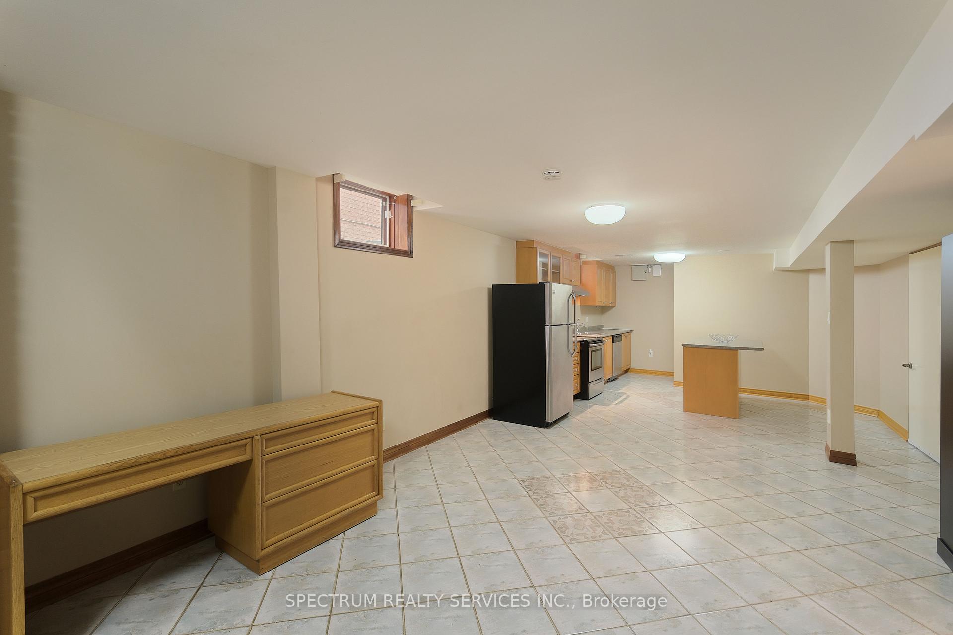 Photo 4 of Unit Bsmt, 8432 Martin Grove Road, Vaughan, West Woodbridge — HOMEH