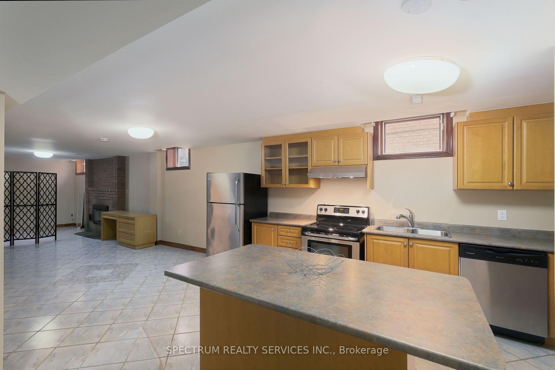 Photo 10 of Unit Bsmt, 8432 Martin Grove Road, Vaughan, West Woodbridge — HOMEH