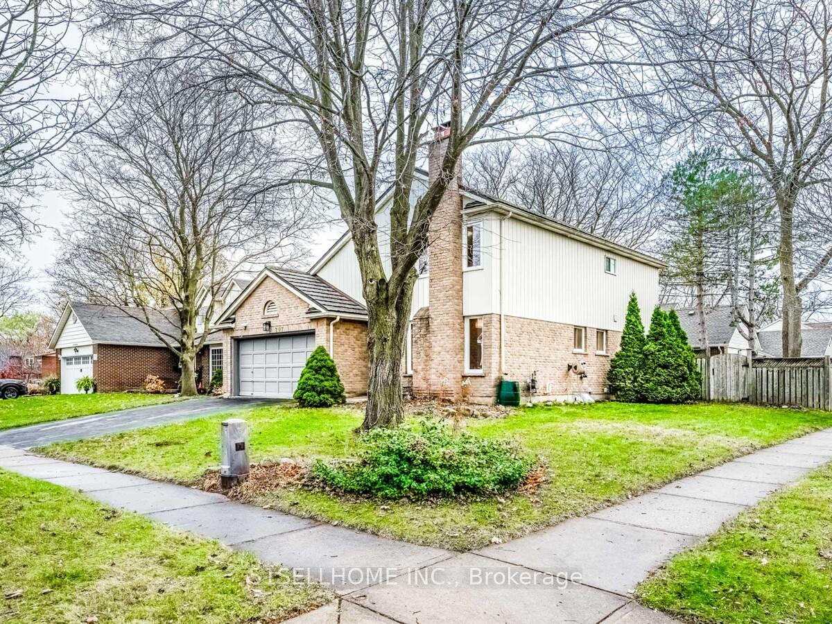Photo 2 of 297 Beechlawn Drive, Waterloo — HOMEH