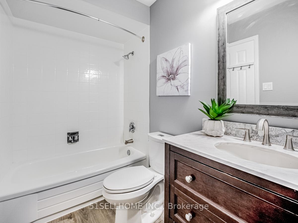 Photo 24 of 297 Beechlawn Drive, Waterloo — HOMEH