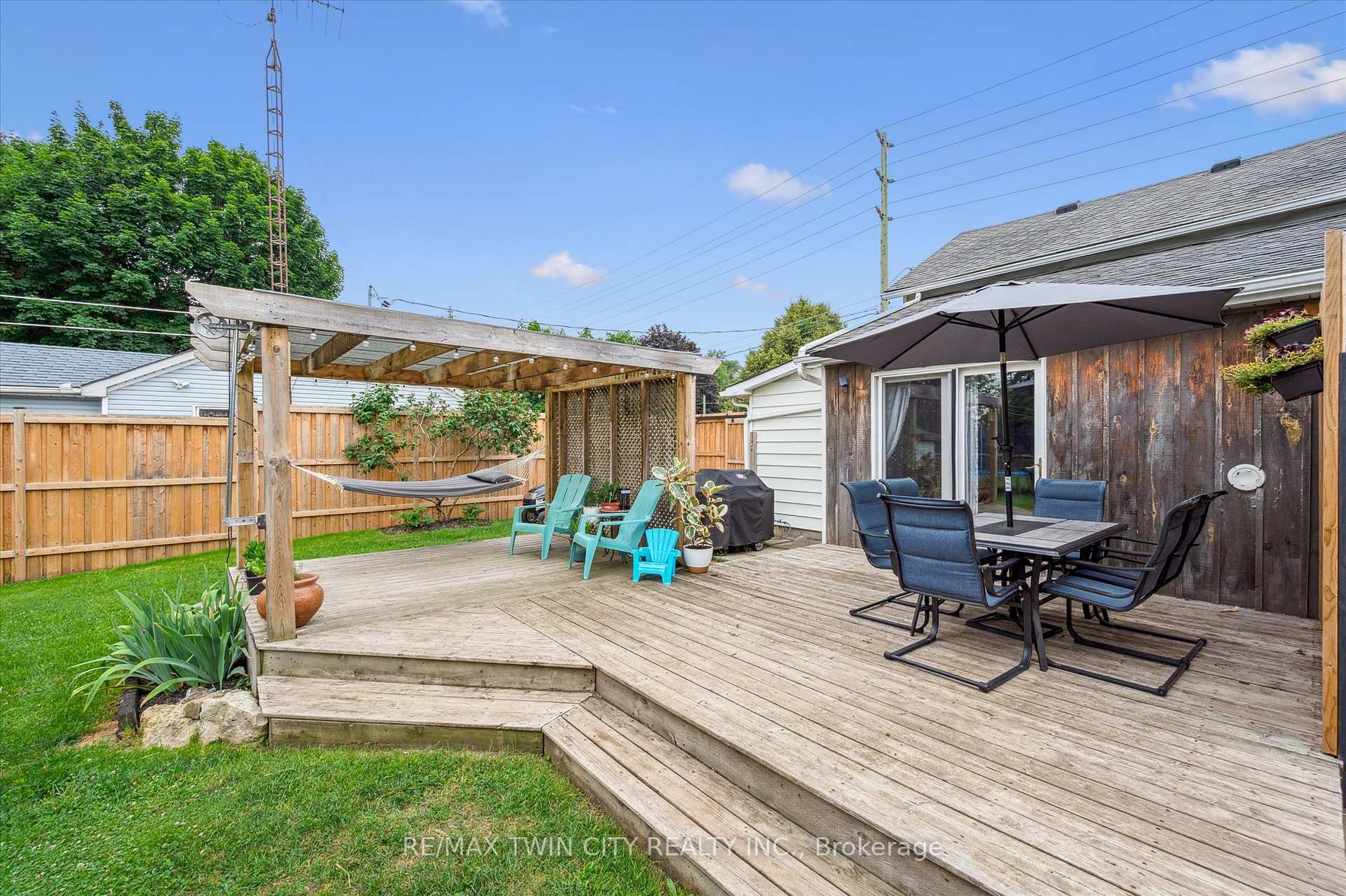 Photo 15 of 999 Northfield Drive E, Woolwich — HOMEH