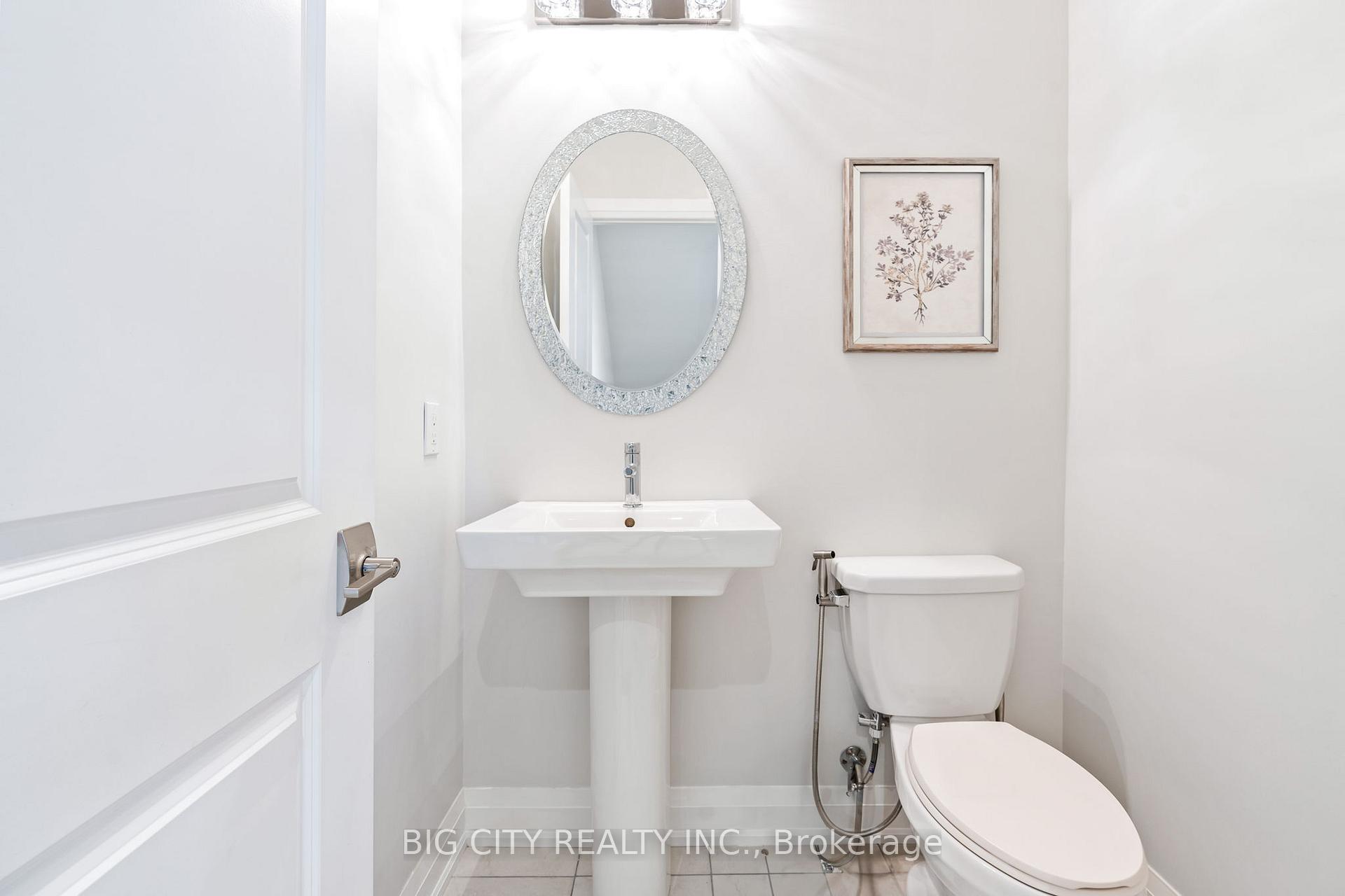 Photo 10 of 12 Edward Lennox Street, Markham, Cornell — HOMEH
