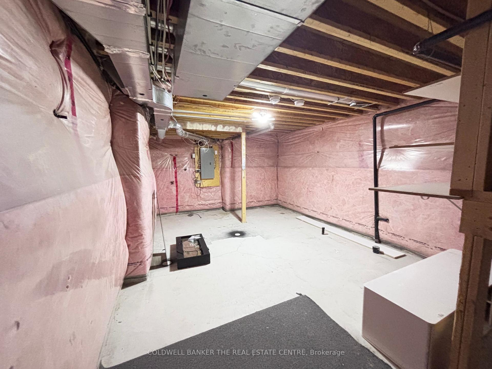 Photo 27 of 118 Vanier Street, Whitby, Pringle Creek — HOMEH