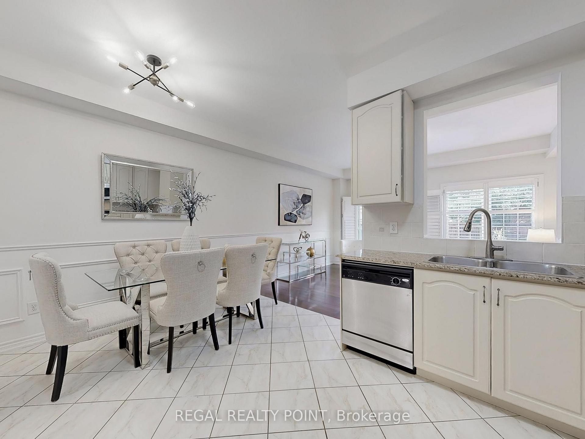 Photo 4 of 164 Wardlaw Place, Vaughan, Vellore Village — HOMEH