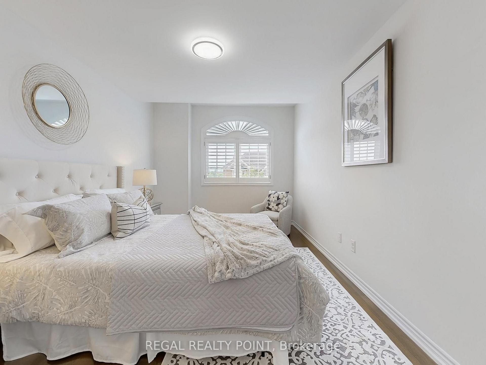 Photo 11 of 164 Wardlaw Place, Vaughan, Vellore Village — HOMEH