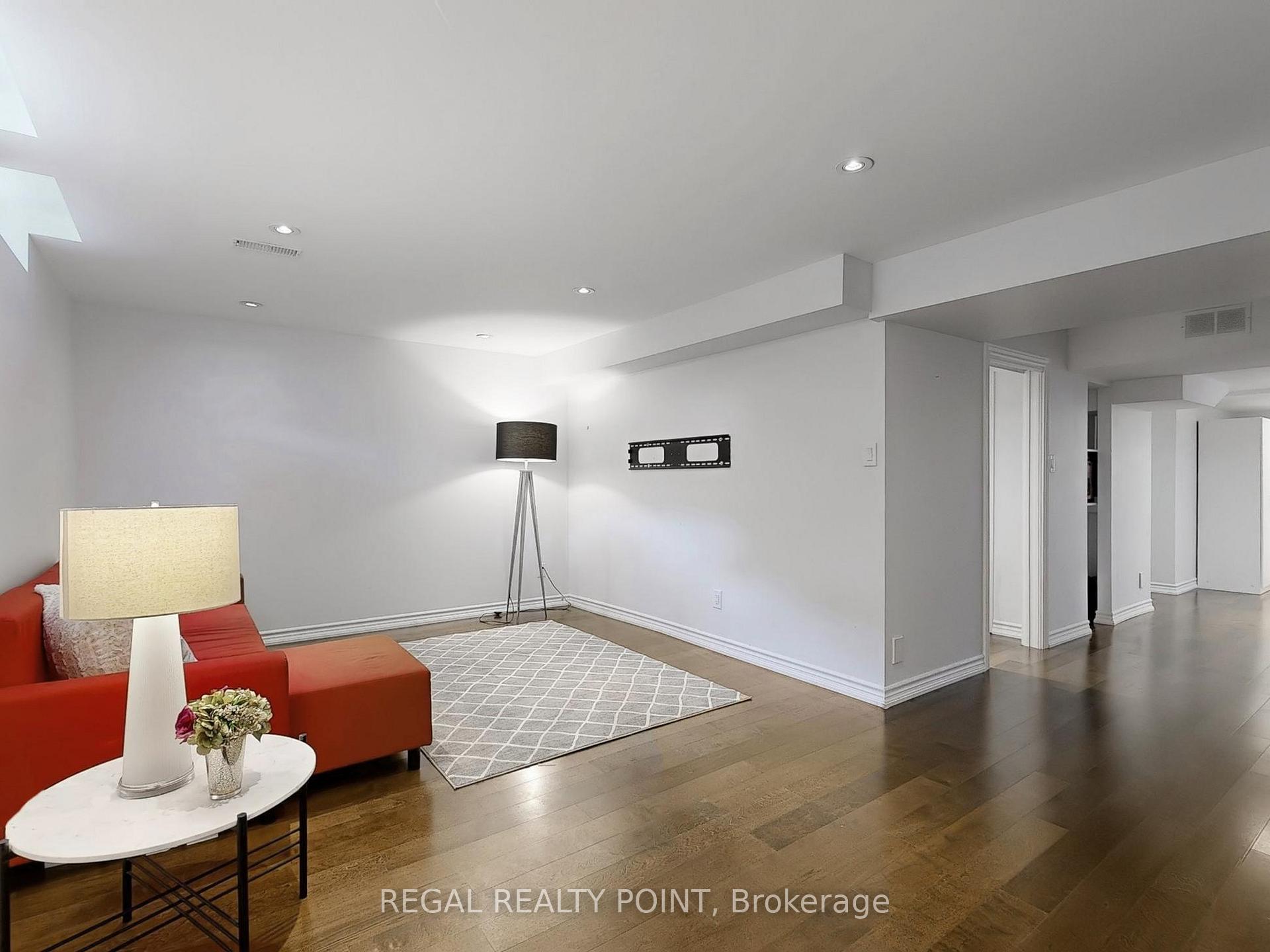 Photo 18 of 164 Wardlaw Place, Vaughan, Vellore Village — HOMEH