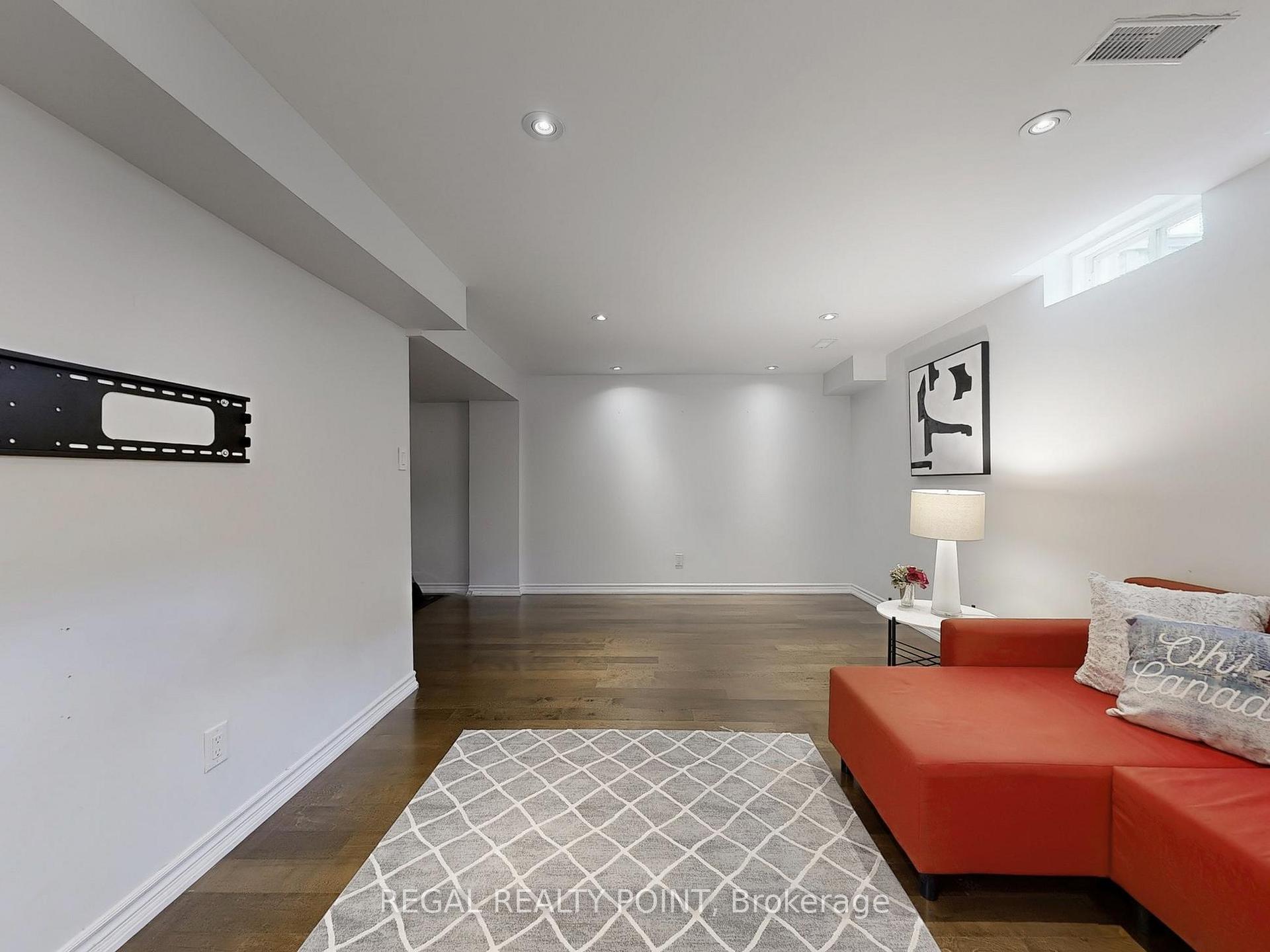 Photo 20 of 164 Wardlaw Place, Vaughan, Vellore Village — HOMEH