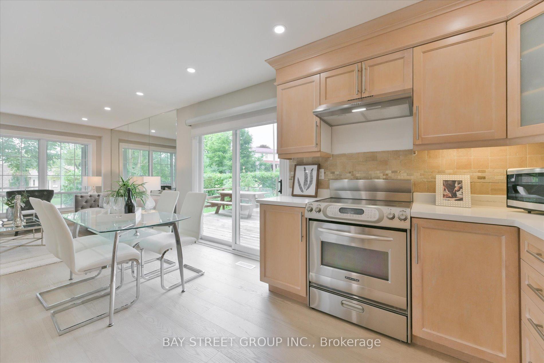 Photo 14 of 119 Simonston Boulevard, Markham, German Mills — HOMEH